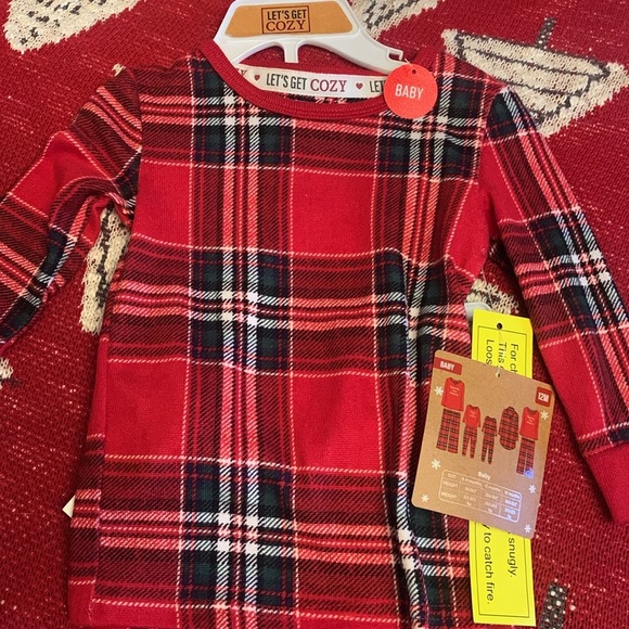 Let’s Get Cozy Christmas Crimson Plaid family Sleep Collection Pajamas NEW 12m - Picture 4 of 4